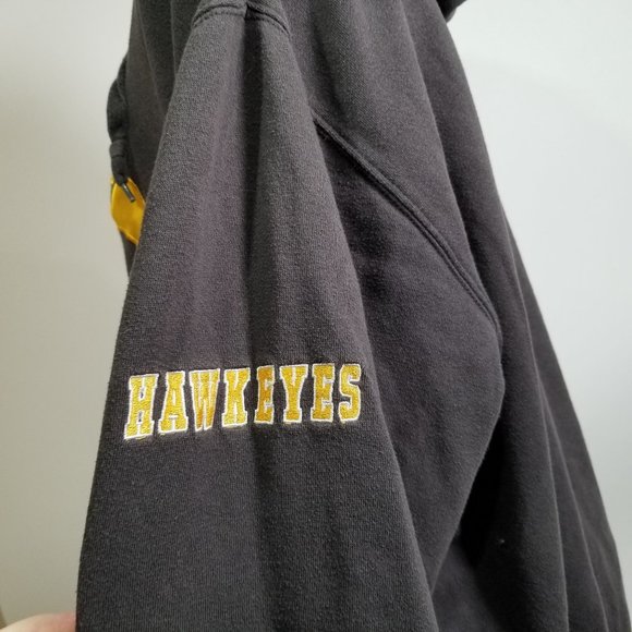 University of Iowa Grey Hoodie Sweatshirt Pull Over XL Embroidered Hawkeye Herky - Picture 6 of 10
